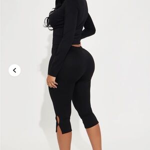 Women's Black Cropped Pants